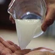 Жидкость гидравлической стимуляции с низкой биоразлагаемостью для выдающихся характеристик